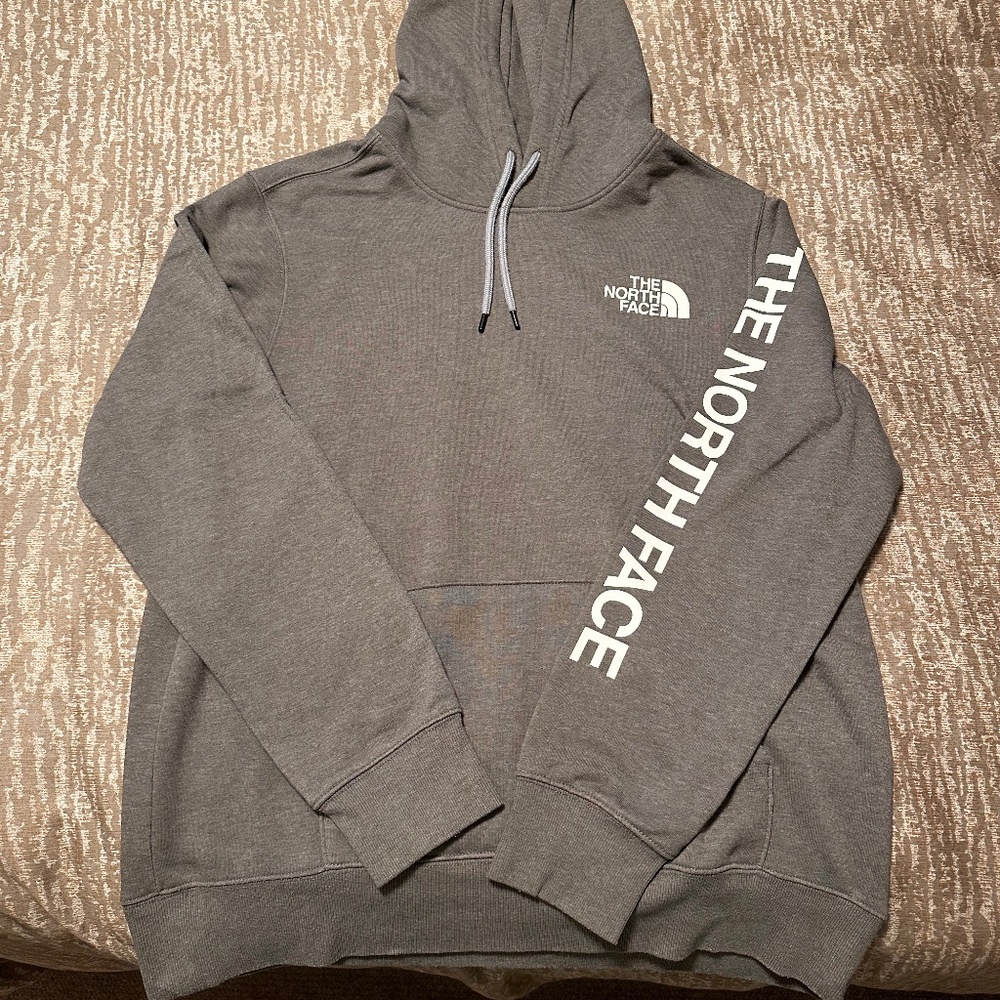 MEN'S NORTHFACE BEAR CLIMB HOODIE (NEVER WORN!)
